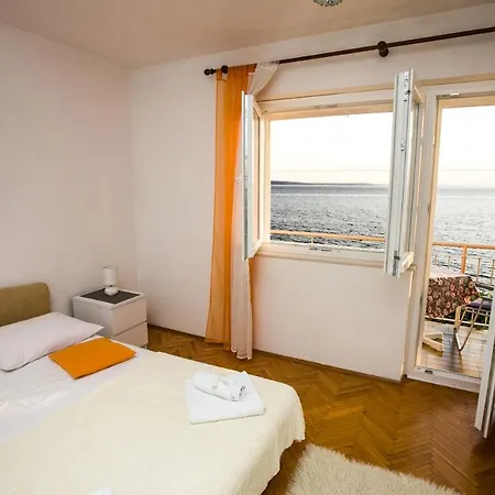 Anamarija Apartament *